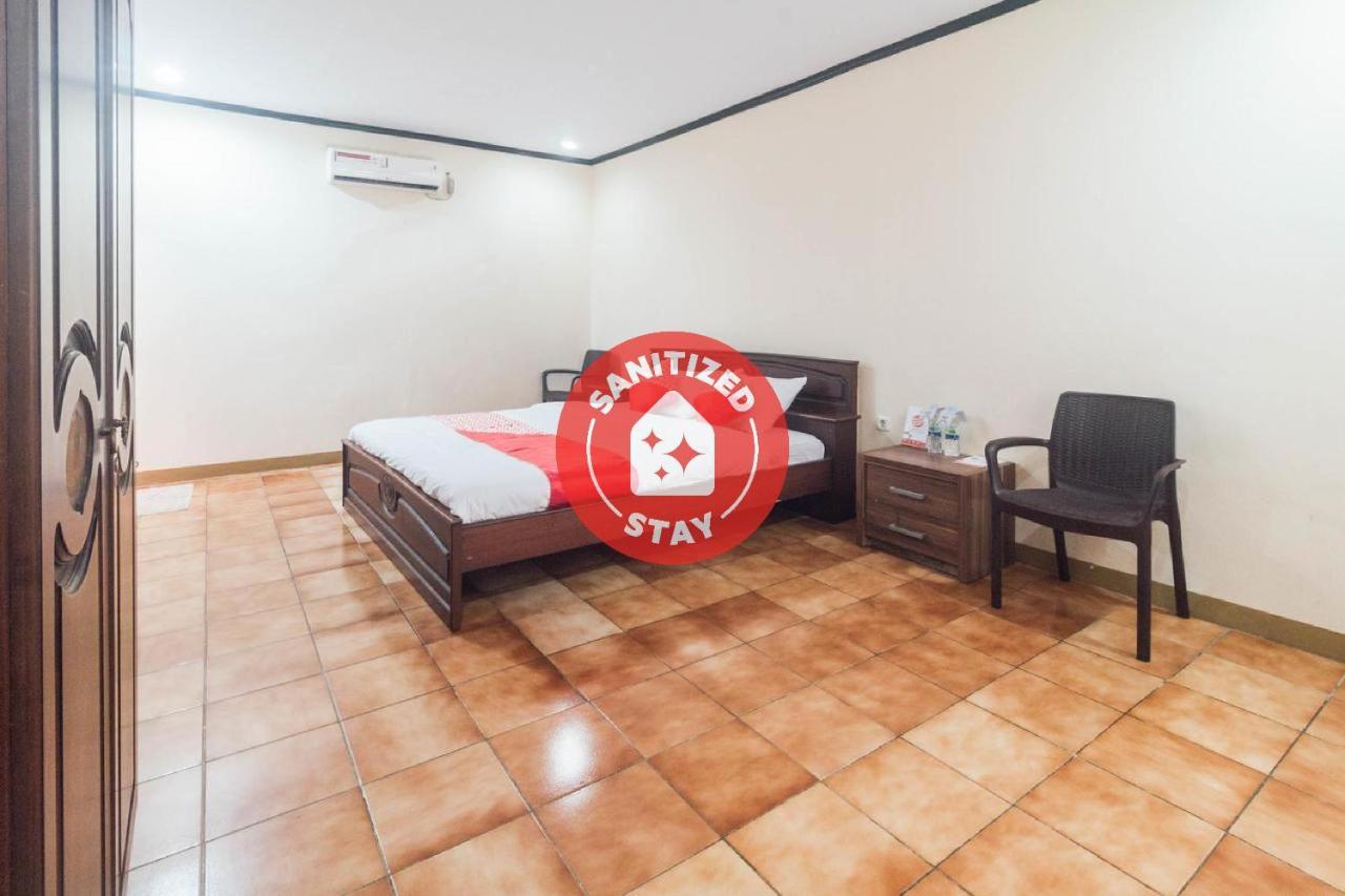 Oyo 1688 Collin Beach Hotel Ambon Kültér fotó